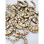 Marque place fer à cheval en bois gravé personnalisé pour mariage