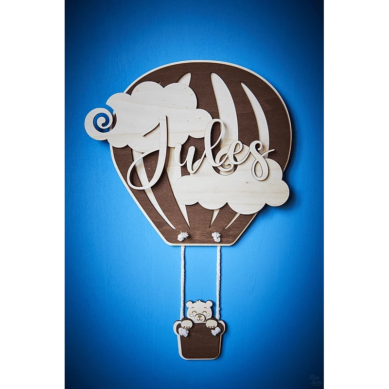 Montgolfière avec ourson et prénom en relief