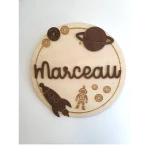 Décoration murale circulaire avec prénom et thème espace