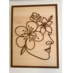 Décoration murale visage de femme fleuri effet relief